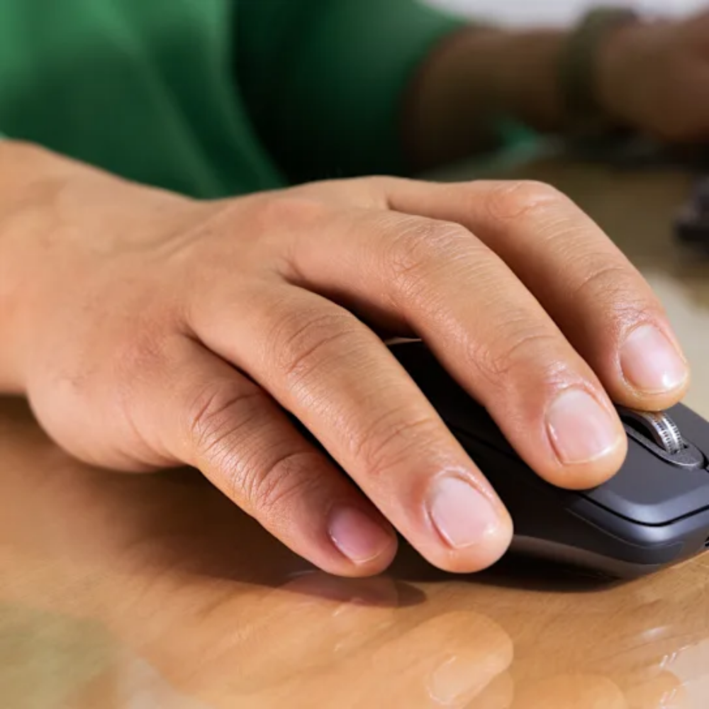 Mouse Sem Fio Logitech MX Anywhere 3S Recarregável Bluetooth Preto - 910-006932