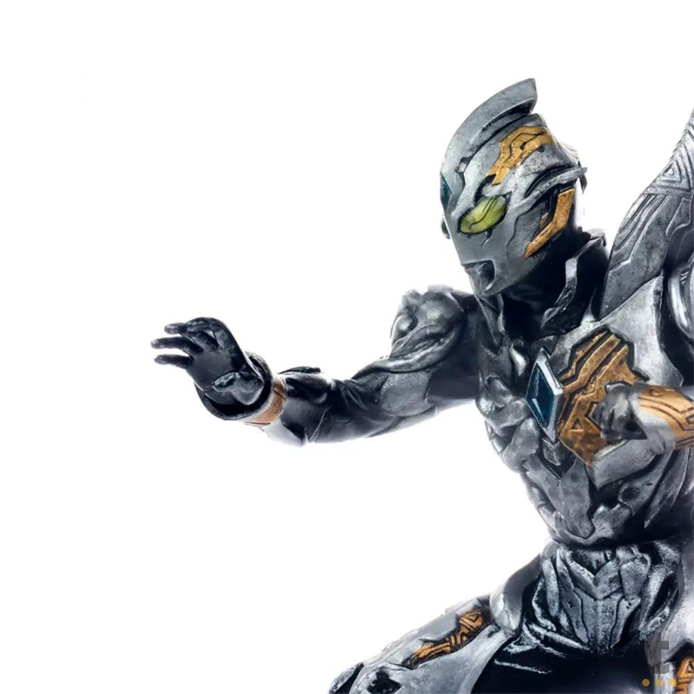 Action Figure Ultraman - Trigger Dark - Hero's Brave Statue - 18280/26791 Truedata