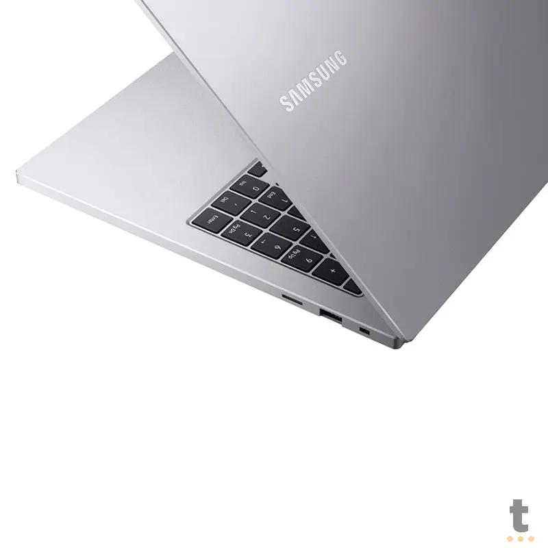 Notebook Samsung NP550 X40 Intel Core I5-10210U 8gb 1tb Pl Video MX110 2Gb Win10 15.6 Pols Prata Truedata