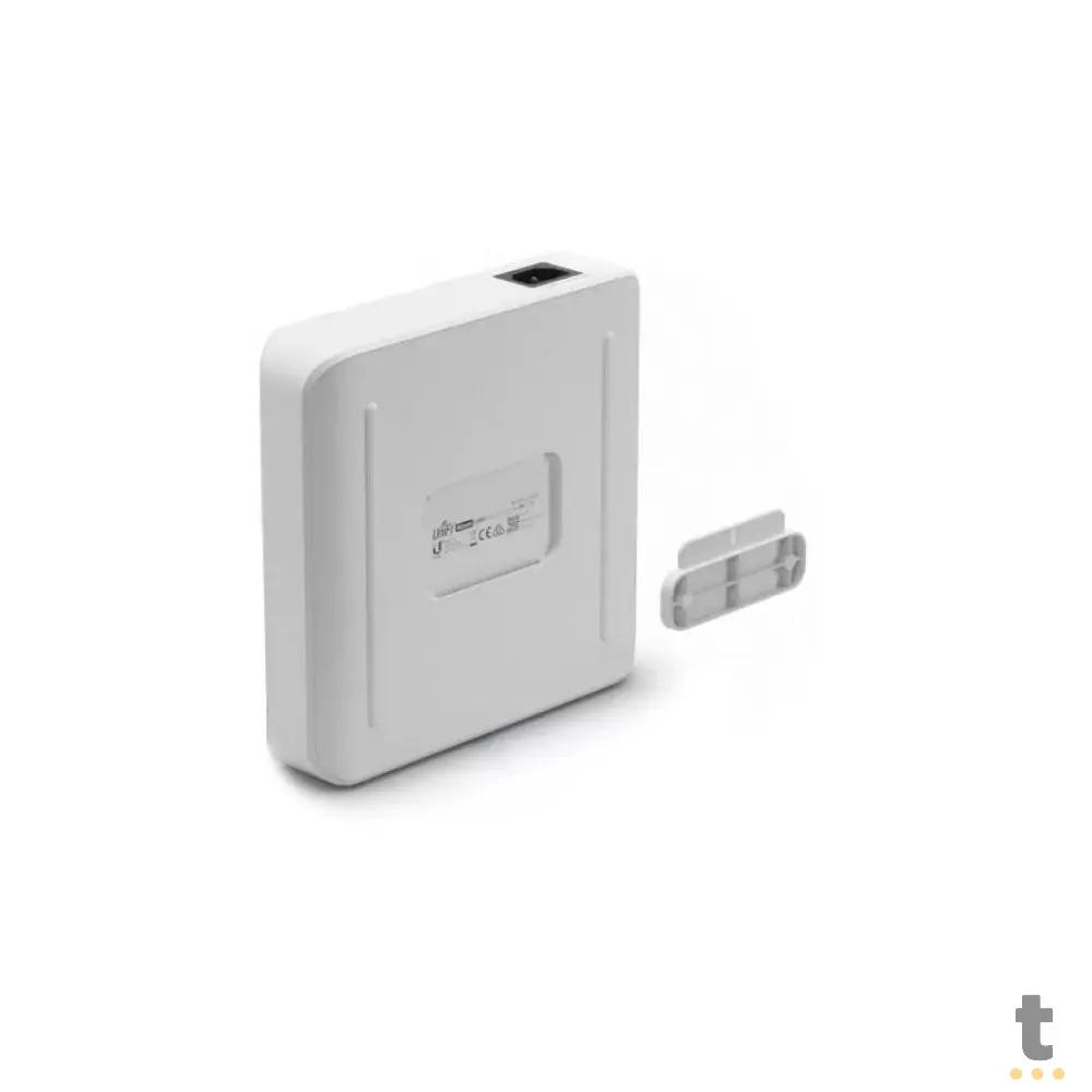 Switch 16 Portas (8 PoE+) Gigabit 10/100/1000 Unifi Gerenciavel - USW-Lite-16-PoE Truedata