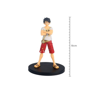 Action Figure One Piece - Luffy - The Grandline Man - 19064 - Truedata