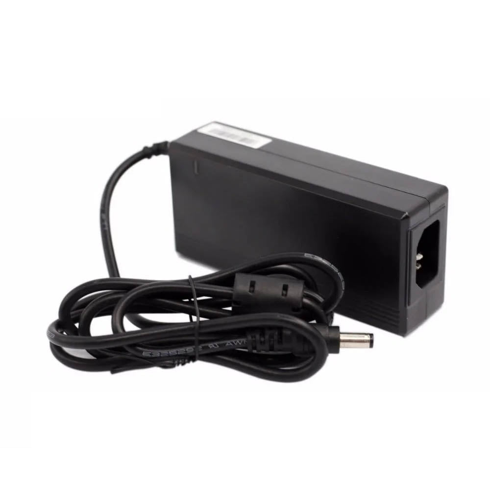 Fonte de Alimentação 12v 5A Plug P4